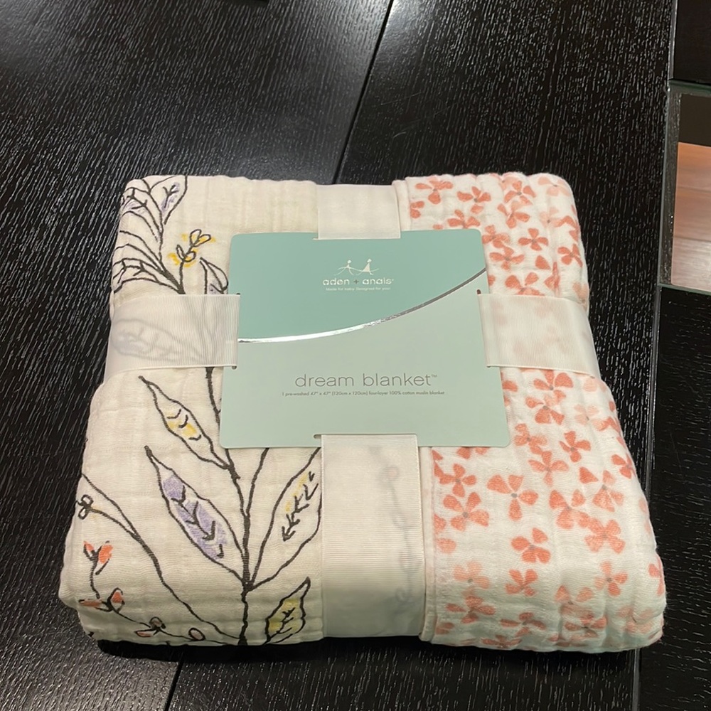 Aden + Anais essentials